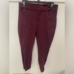Old Navy Women’s High Rise Maroon Pixie Pants size 12 Secret Smooth Pockets